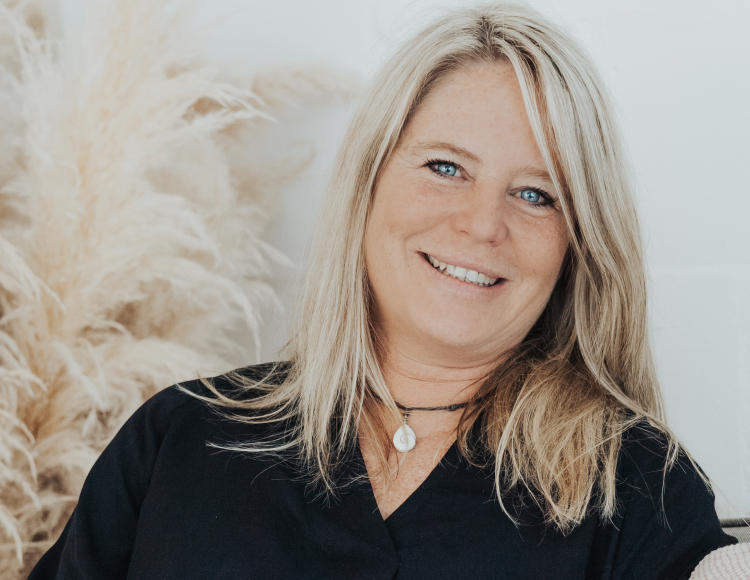 Dr Samantha Petersen